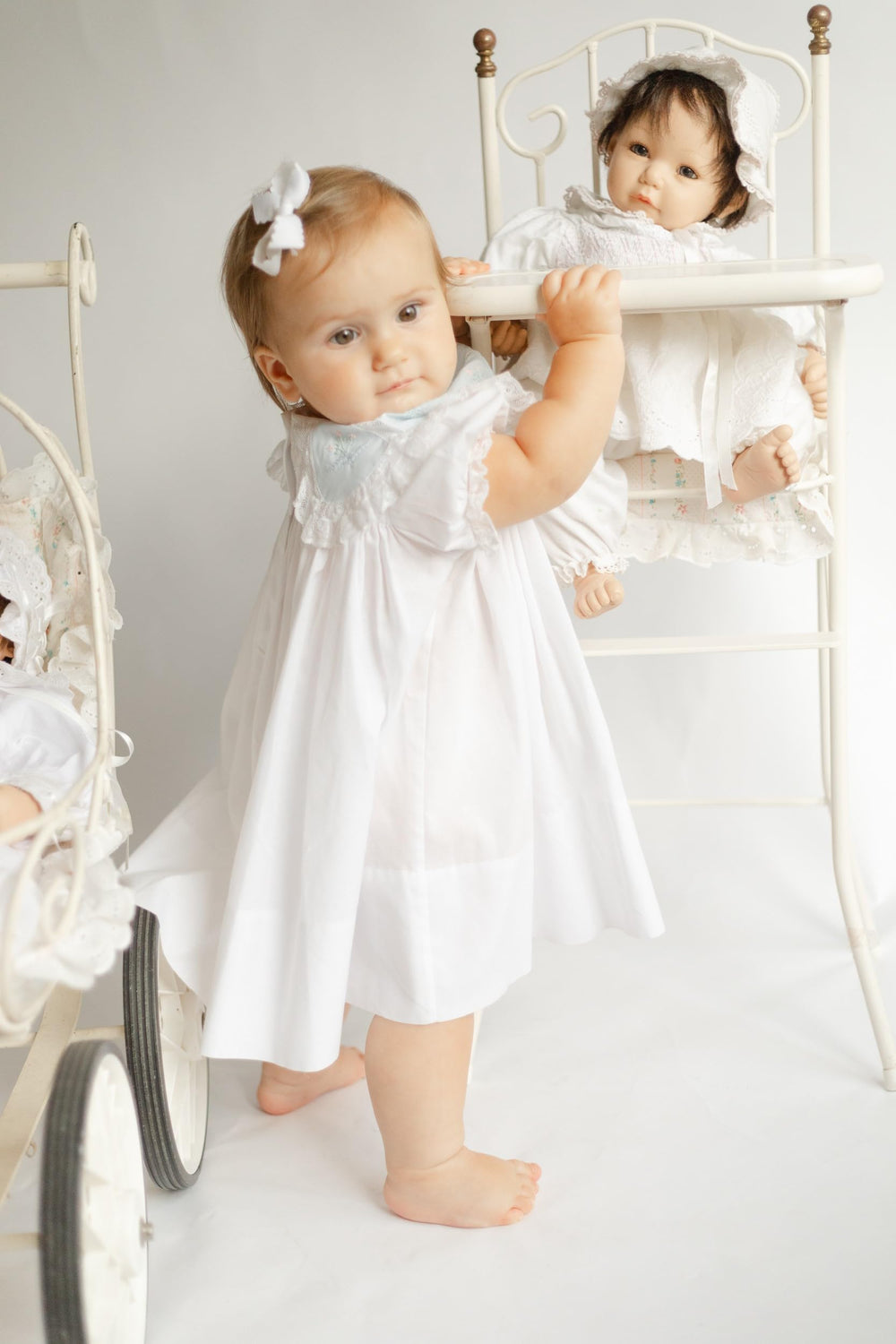Wee Ones close-up scalloped edge highlighting refined ribbon detail and durability