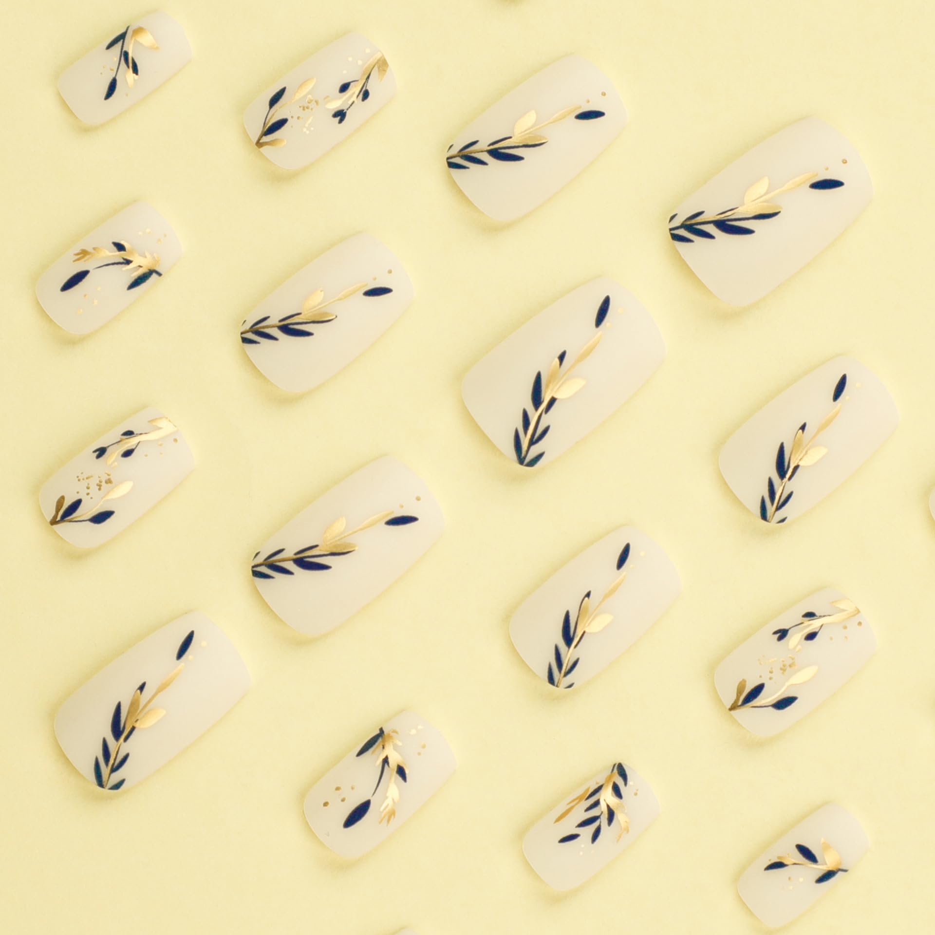 WEIXIWUYU macro shot of gold foil accent showing delicate metallic detail and shine