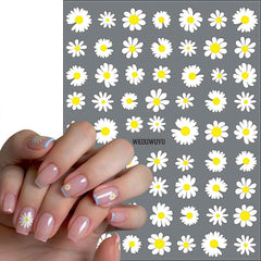 WEIXIWUYU daisy decal sealed with topcoat for longer-lasting manicure