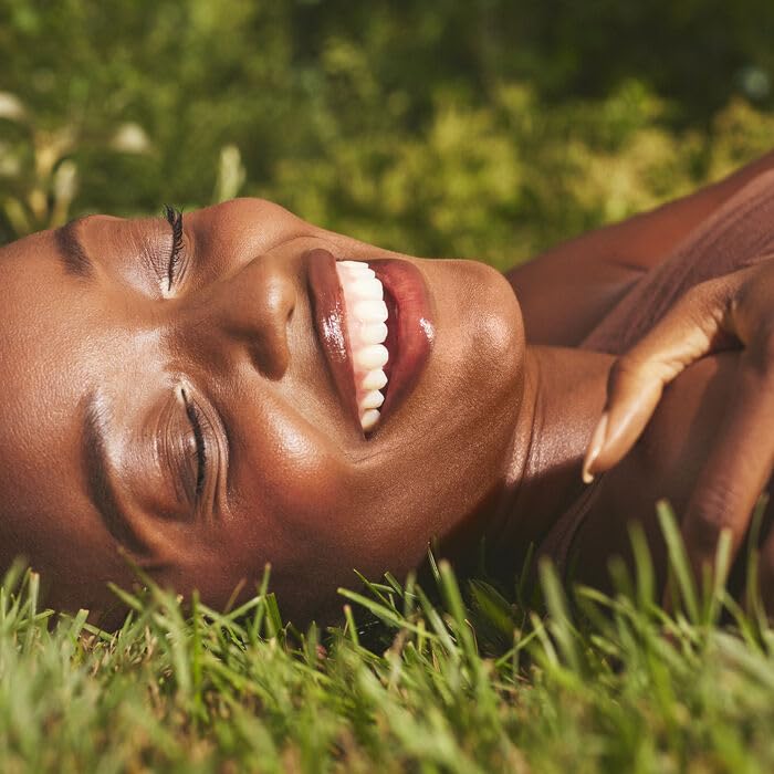 Well People shea butter close-up highlighting nourishing antioxidant-rich benefit