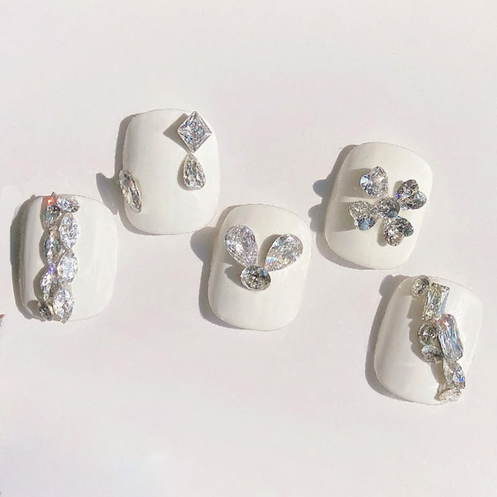 WENEWFINE tools with rhinestones and tweezers for precise placement
