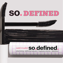 wet n wild mascara wand closeup displaying tapered bristles for clump-free application