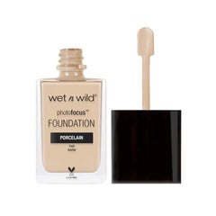 wet n wild close-up texture of foundation highlighting smooth matte blendability
