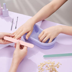 Wilfniee textured material close-up showing acetone-proof construction benefit