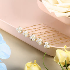 WILLBOND pins beside veil and flowers showing coordinated bridal styling benefit