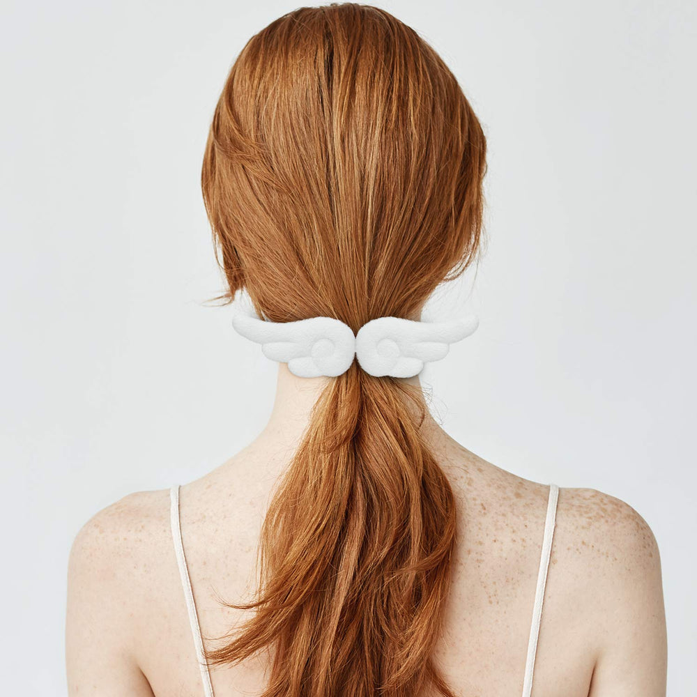 WILLBOND lifestyle tabletop display with accessories shows styling ideas