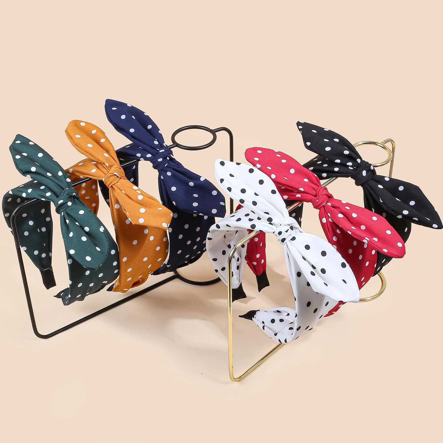 WJYX BOWS bunny ears detail showing stand-up knot for playful style
