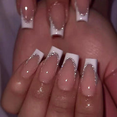 WLGDLH front packaging showing 24-piece French tip set and benefits of salon look