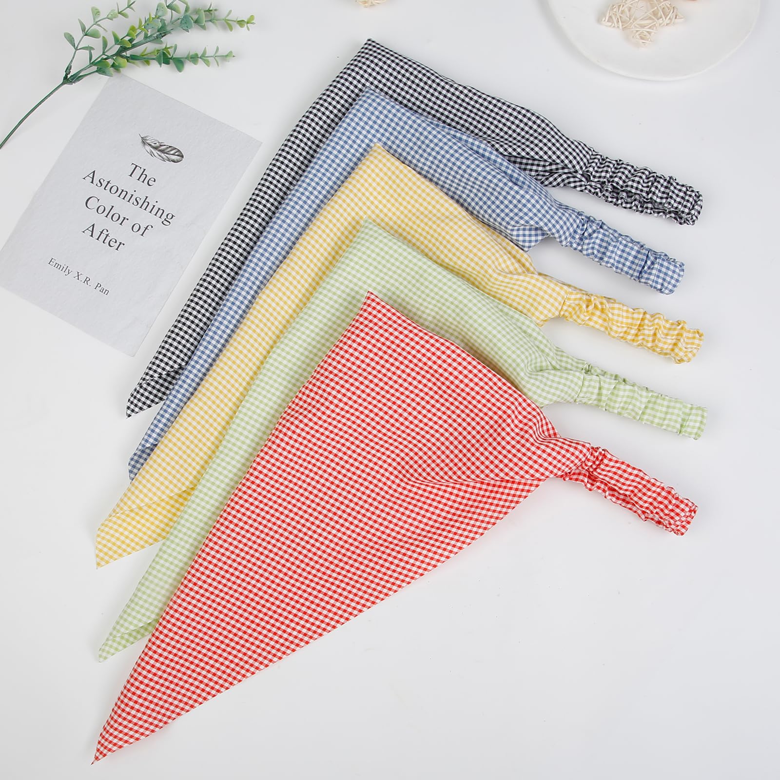 WOVOWOVO flat lay of eight colors showing outfit pairings