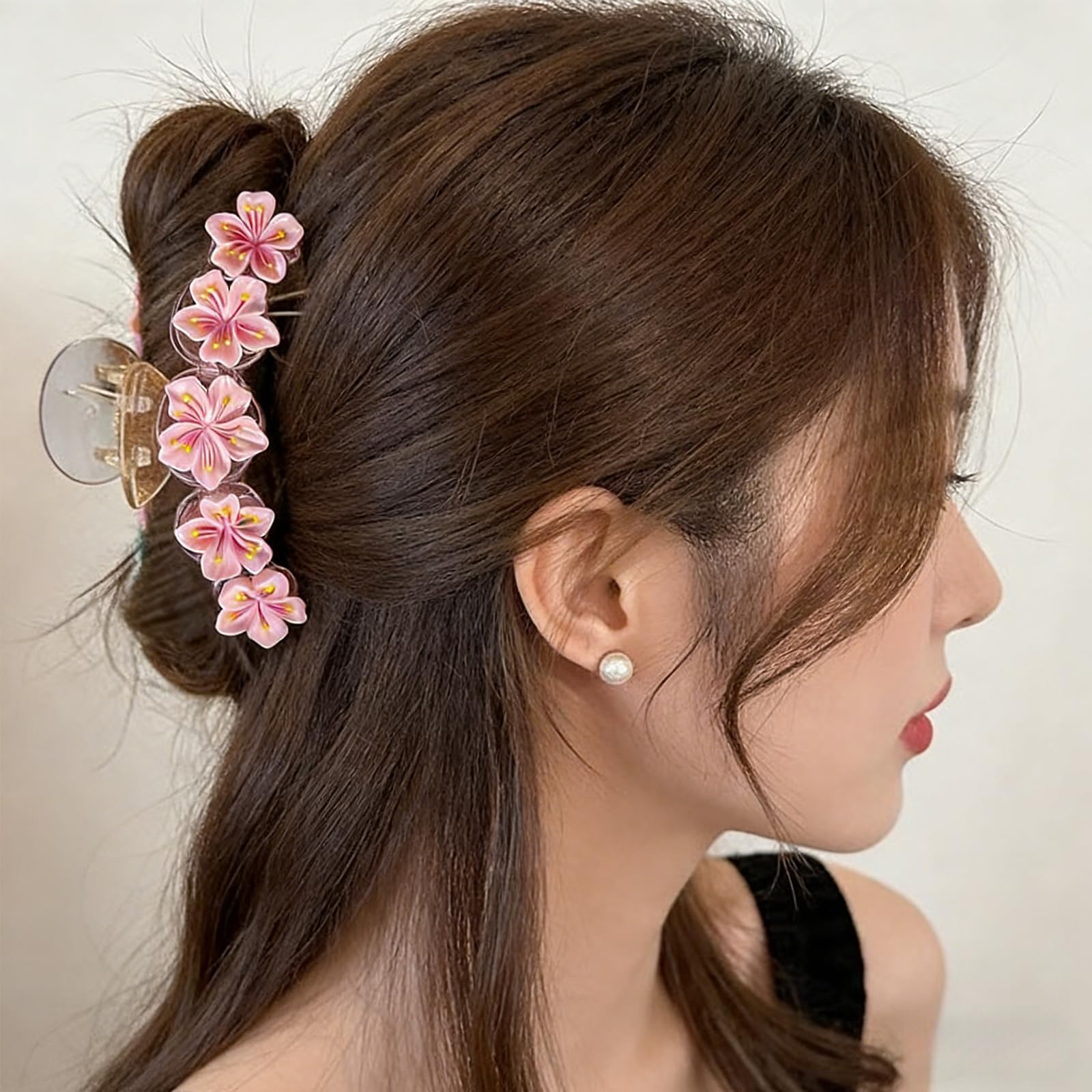 WRBAJIS cherry blossom packaging and contents displays single clip ready for gifting