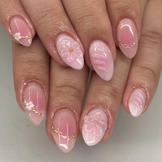 WUHCIM almond press on front packaging for quick salon-free nails