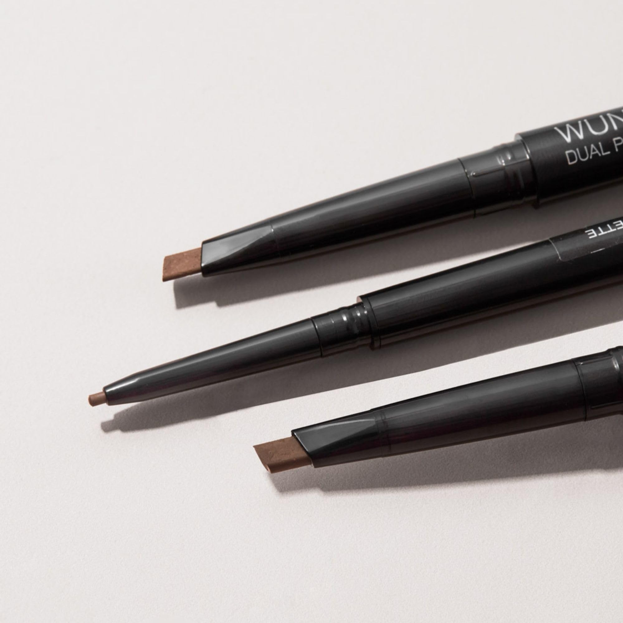 WUNDERBROW ultra-fine tip detail creating hair-like strokes for natural brows