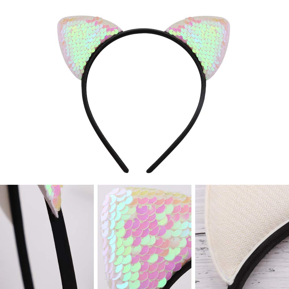 WXJ13 hand holding headband showing size and elasticity benefit for most head sizes