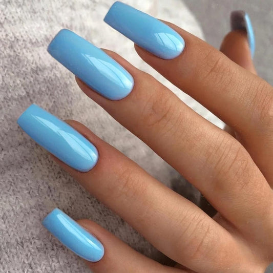 XCREANDO close-up single nail showing smooth finish and easy polish application benefit