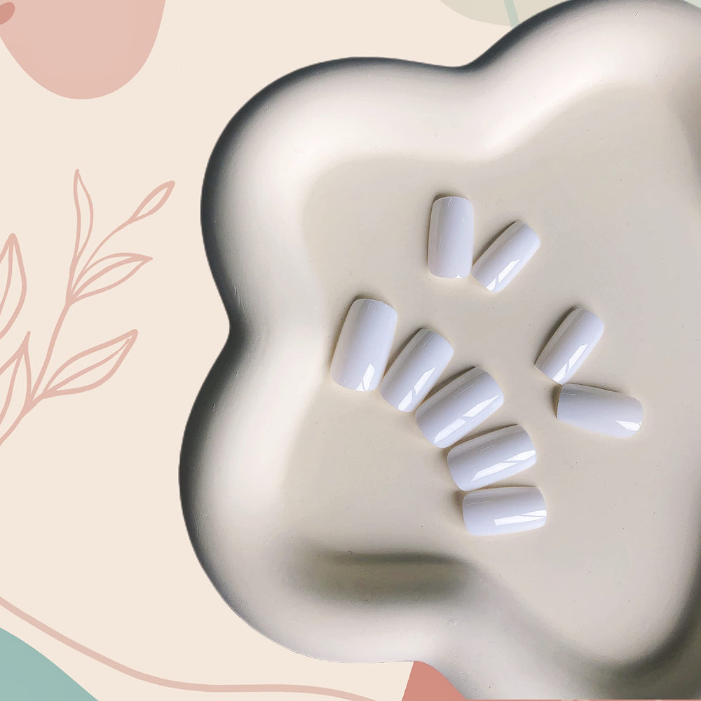 XCREANDO arranged 24-piece layout displaying assorted sizes for precise finger fit