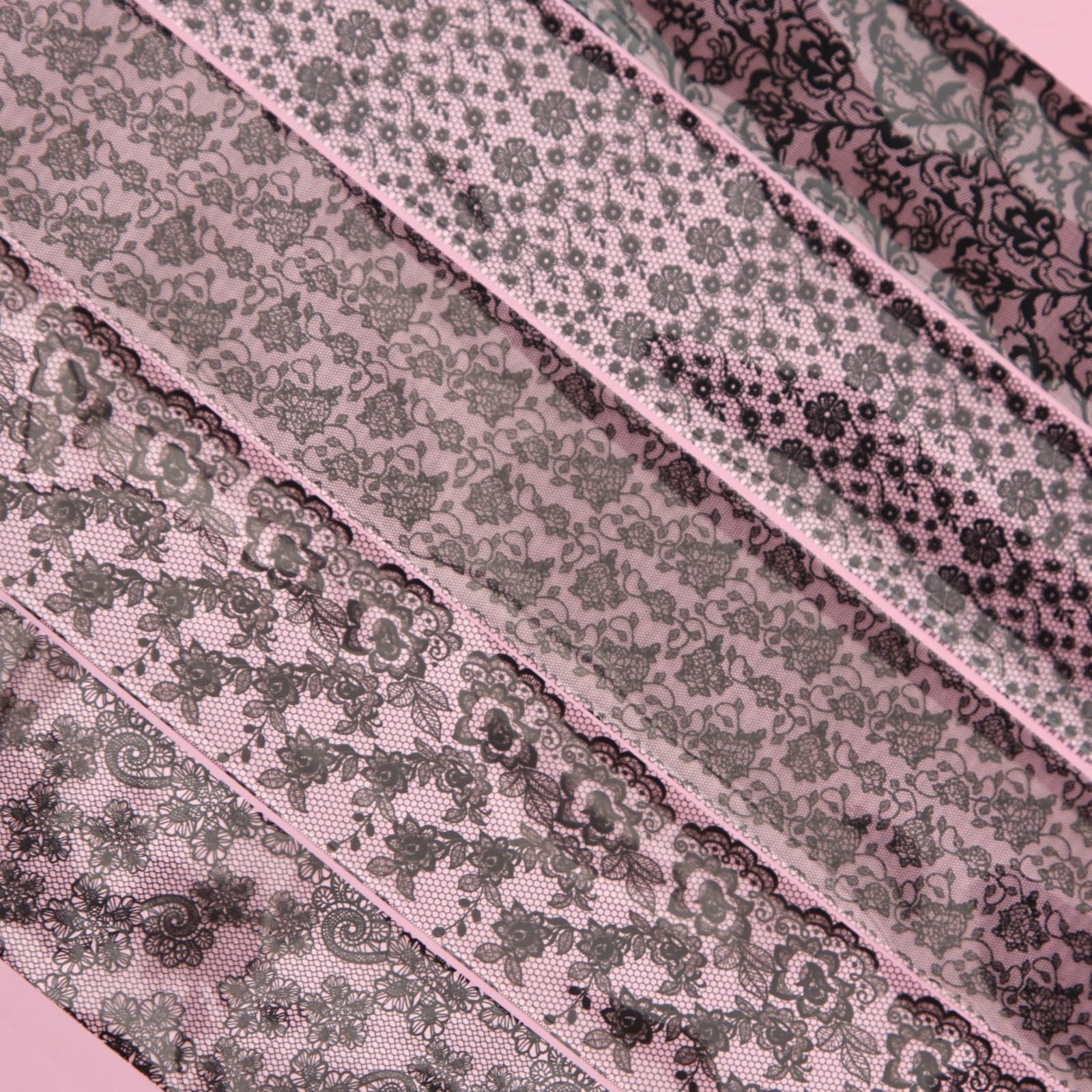 XEAOHESY foil applied on a press-on nail close-up showing clean transfer result benefit
