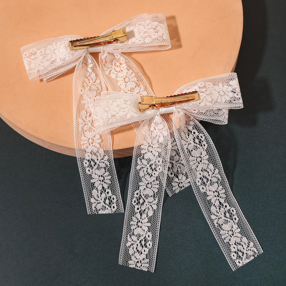 XFYUZR long tulle tails flowing, creates graceful movement