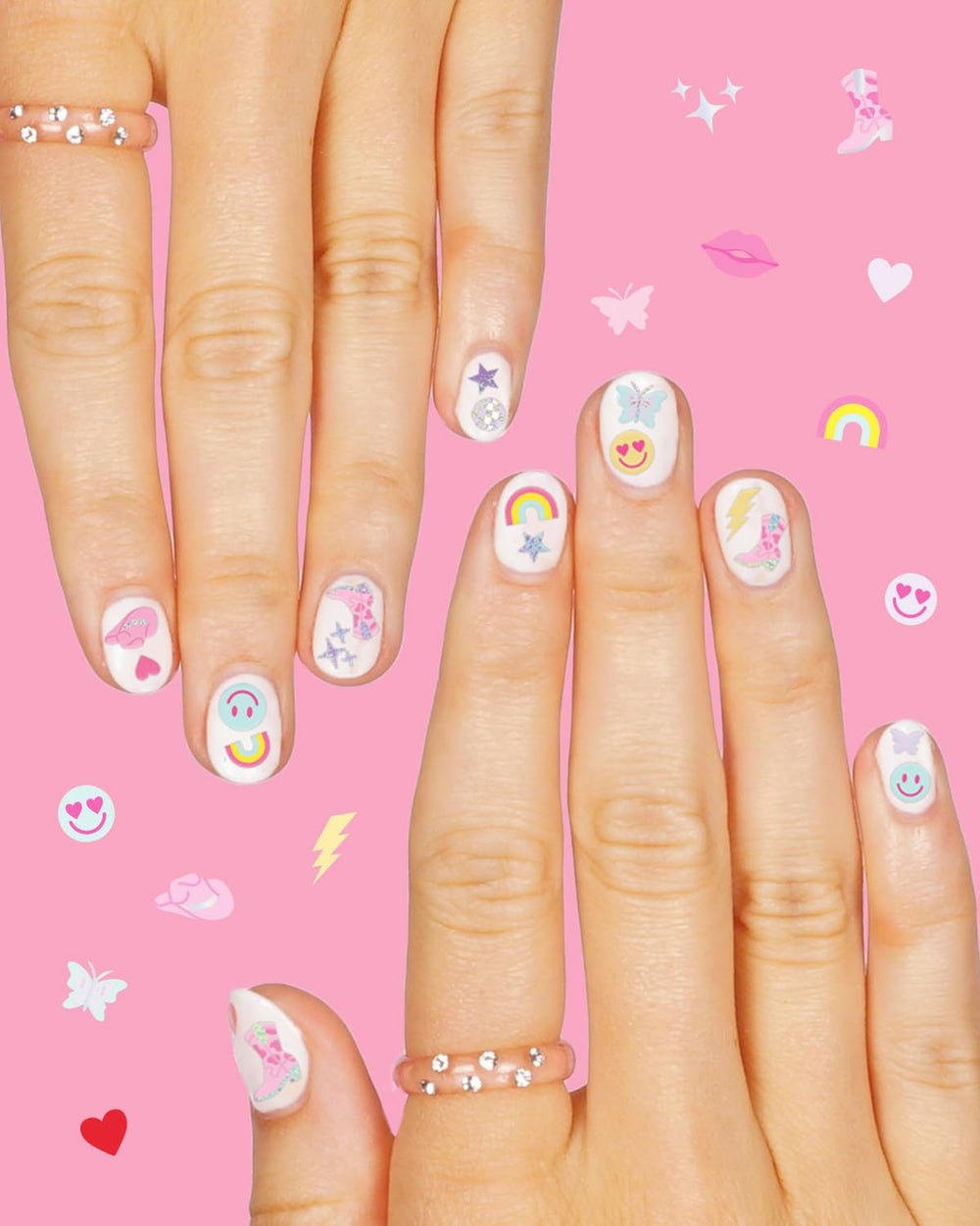 xo, Fetti sticker being placed on a bare nail showing simple quick application