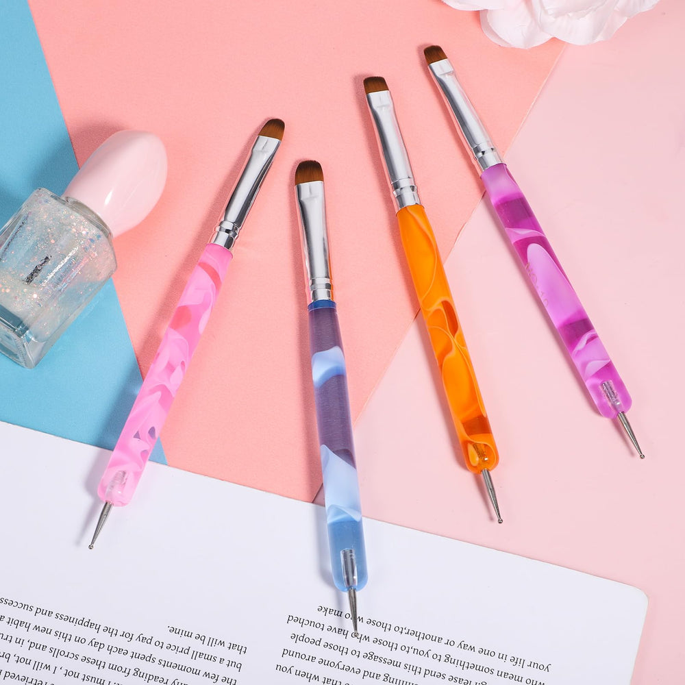 Xthrotsenk brush in use creating fine nail art for cleaner results