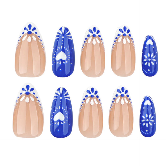 XZMeiLun floral heart sticker close-up highlighting decorative detail and precision