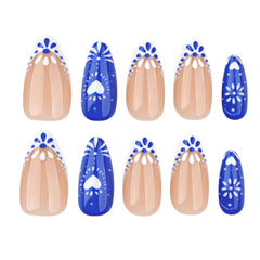 XZMeiLun floral heart sticker close-up highlighting decorative detail and precision
