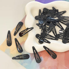 YAOKUA clips in toddler's hair demonstrating secure no-slip hold