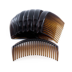 Yeshan front view brown side comb showing compact profile and discreet hold