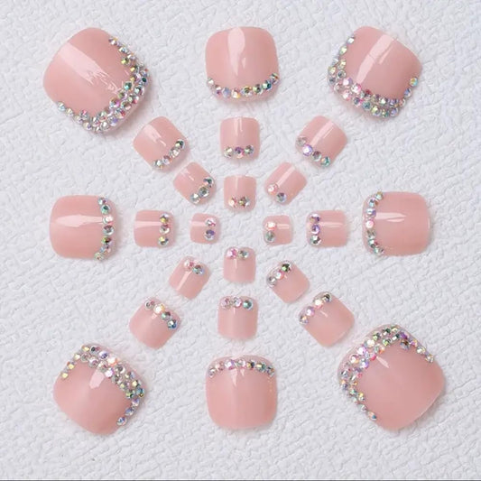 YIHONGYAN close-up of 3D glitter rhinestones highlighting sparkling decorative detail