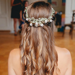 YISSION clips woven into a braid adding delicate accents for styled-hair benefit