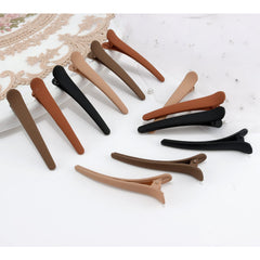 YISSION clips arranged on salon station for professional-use benefit