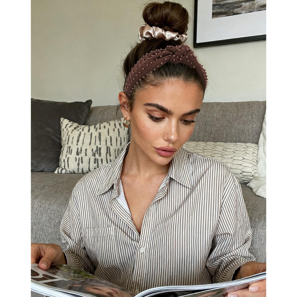 YISSION in-hair styling ponytail demonstrates hold and polished appearance