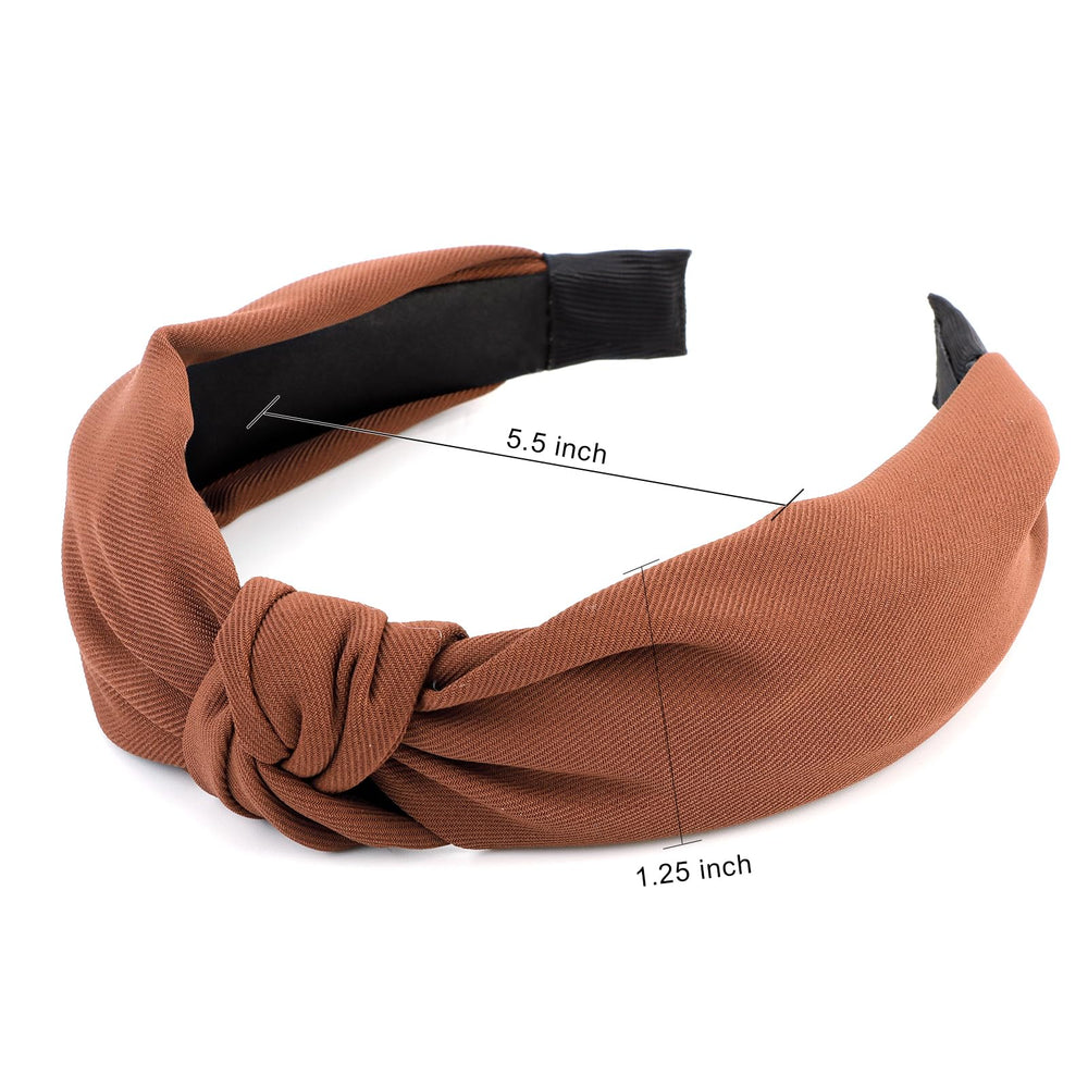 YISSION headband used during yoga showing secure non-slip hold while moving