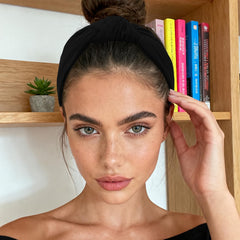 YISSION headband paired with casual outfit - versatile for day-to-night wear