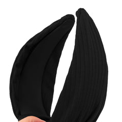 YISSION headband worn with loose hair - keeps hair tidy and elevates outfit