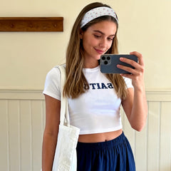 Yiwafu runner outdoors with headband, non‑slip fit for active motion