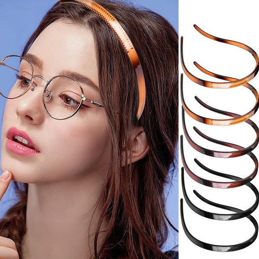 YONOY close-up of inner tooth texture offering non-slip grip without hair pulling