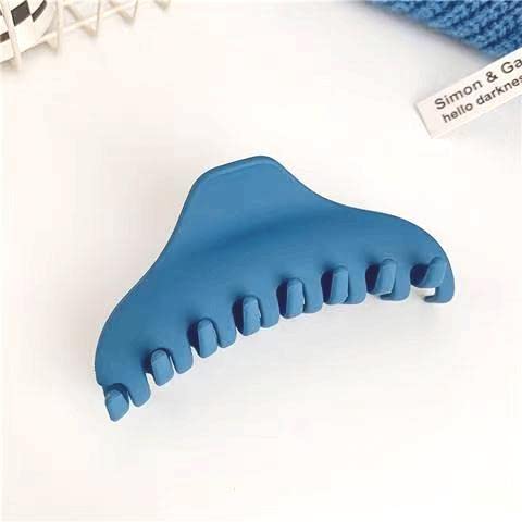 YOOOYOOO color display of blue shades showing trendy look and outfit matching