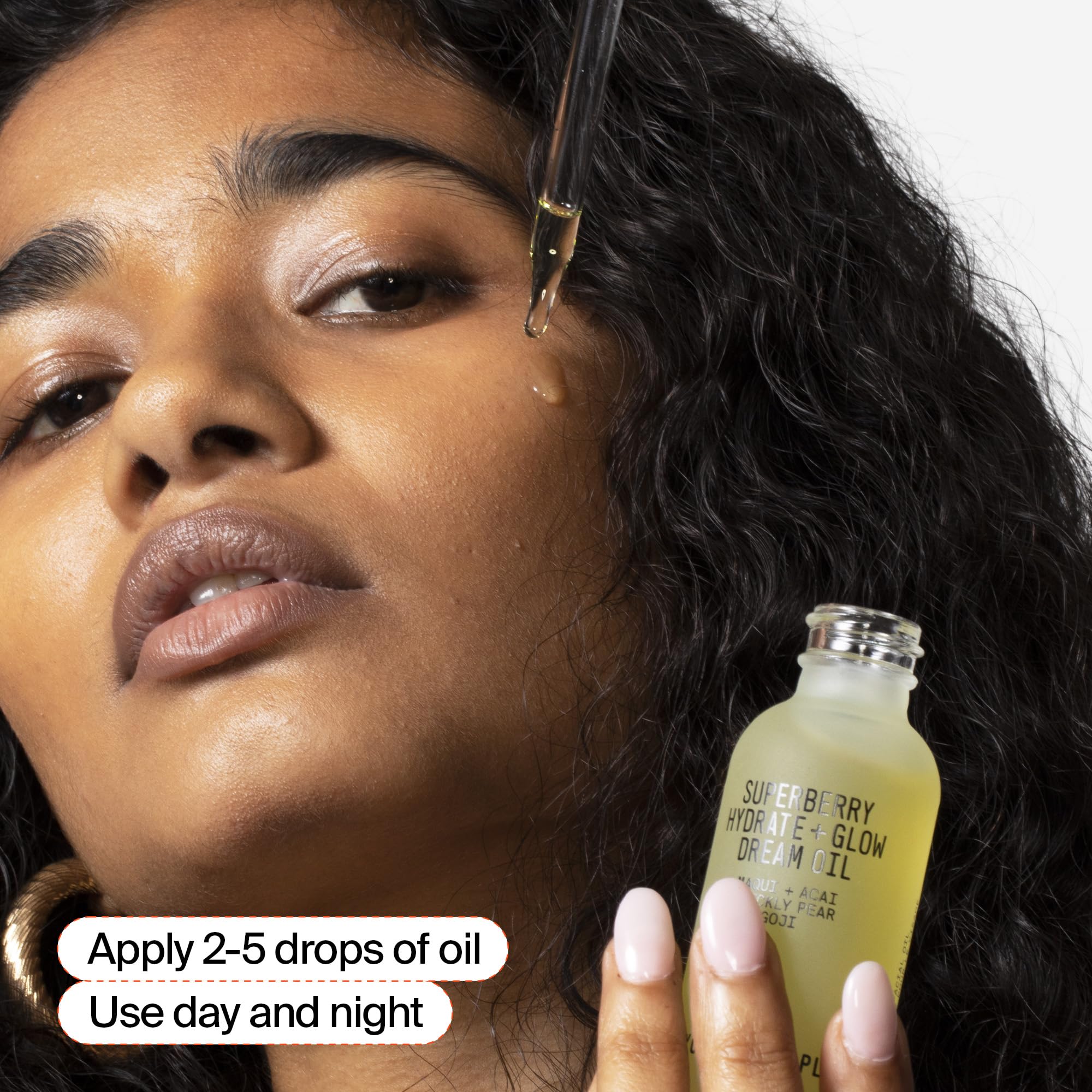 Youth To The People in-hand application demonstrating easy, non-greasy spread