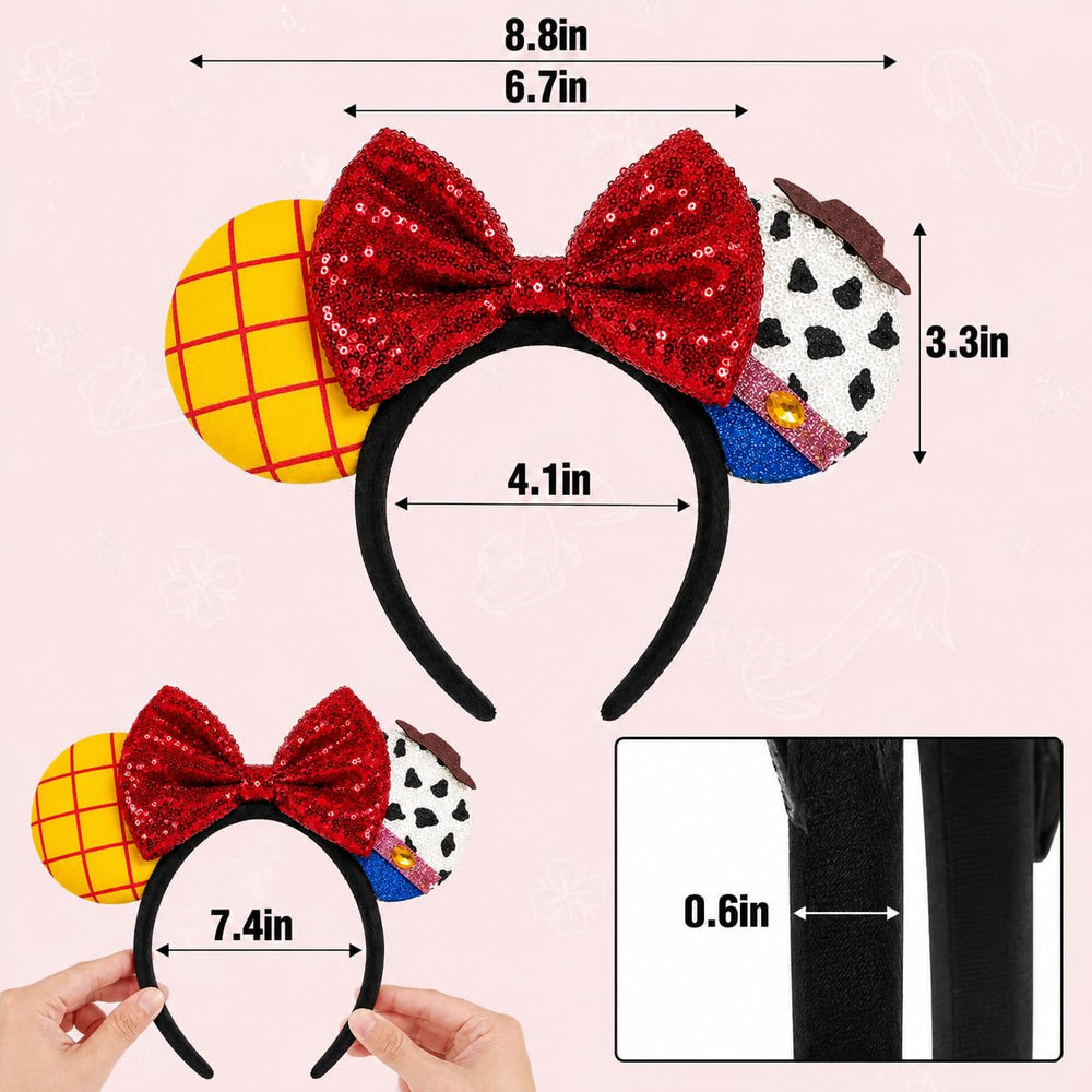 YUNISS next to hand to show one-size stretch and comfortable scale