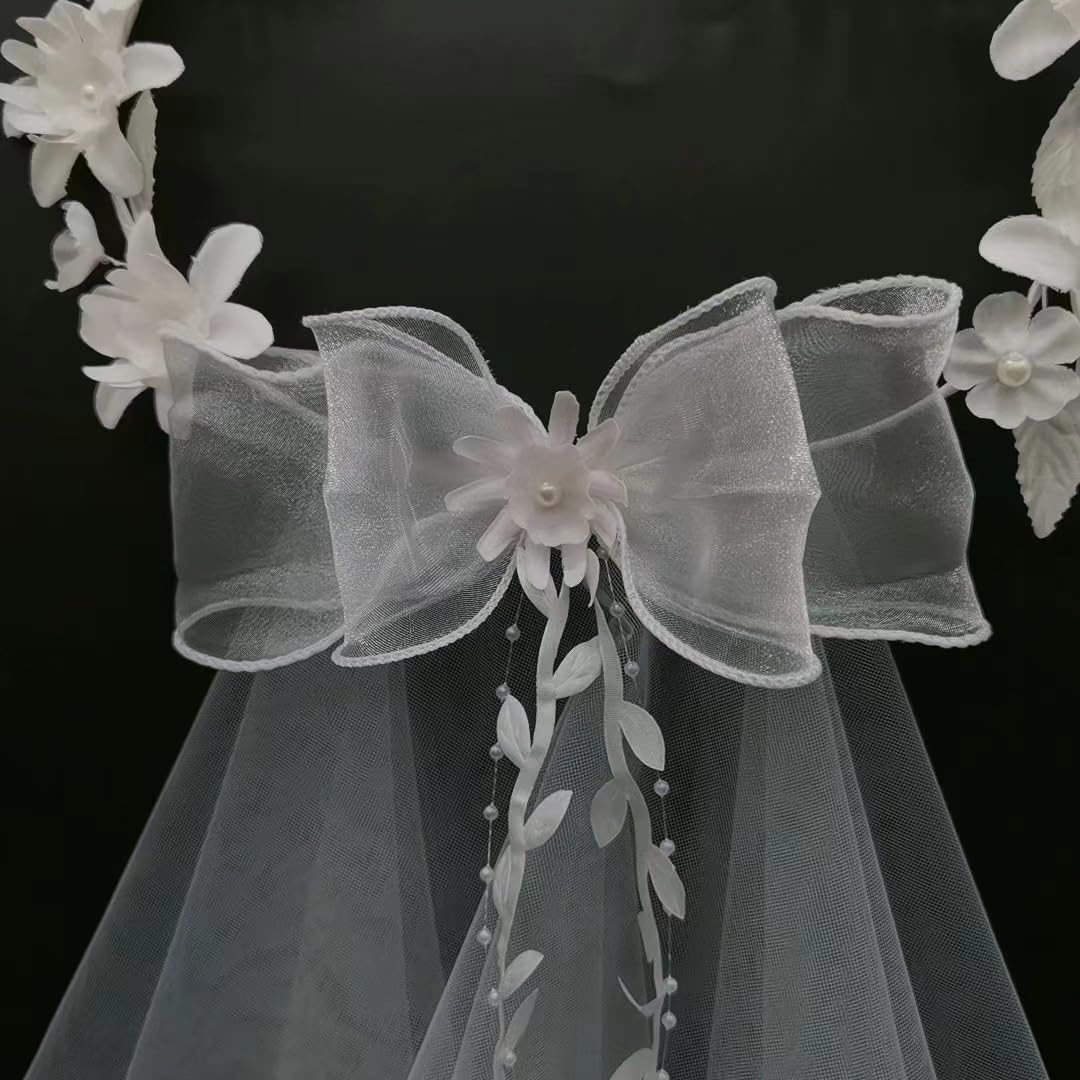 yuruyi on bride wearing crown in ceremony showing comfortable elegant look