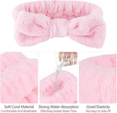 Zaritaffy headband in use during face washing keeping hairline dry