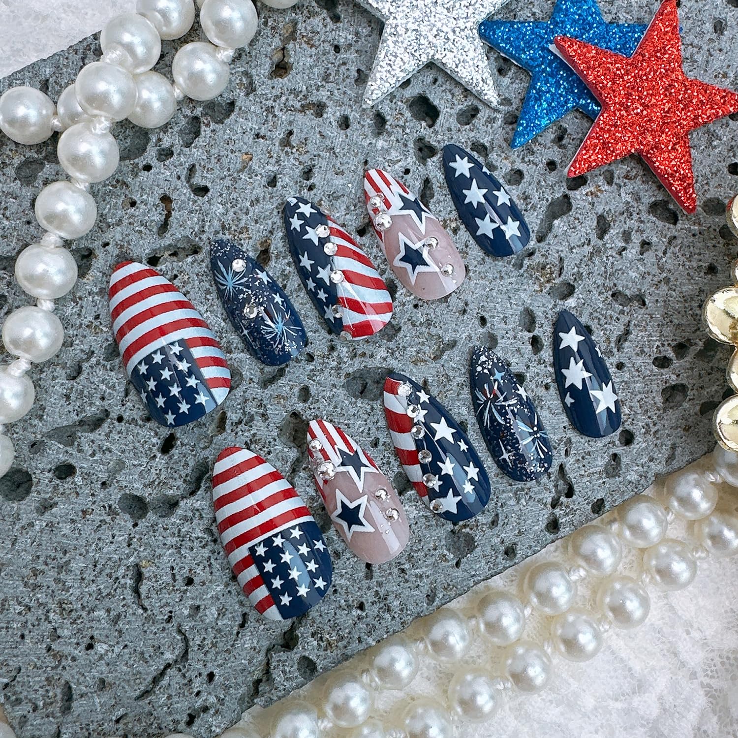 ZASKHLD French tip and star pattern nails displayed for mix-and-match styling