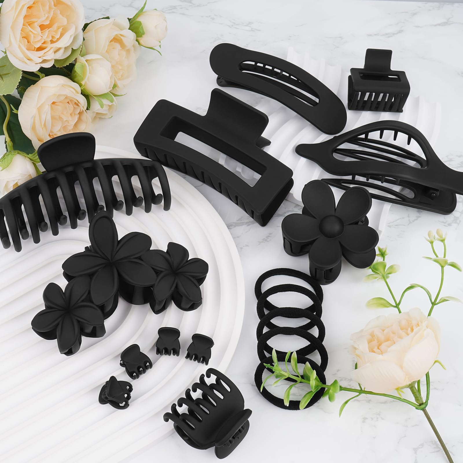 ZCLRUIQI clips inside a purse showing compact convenience on the go