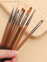 ZEOHBETY close-up of liner brush tip for precise striping control