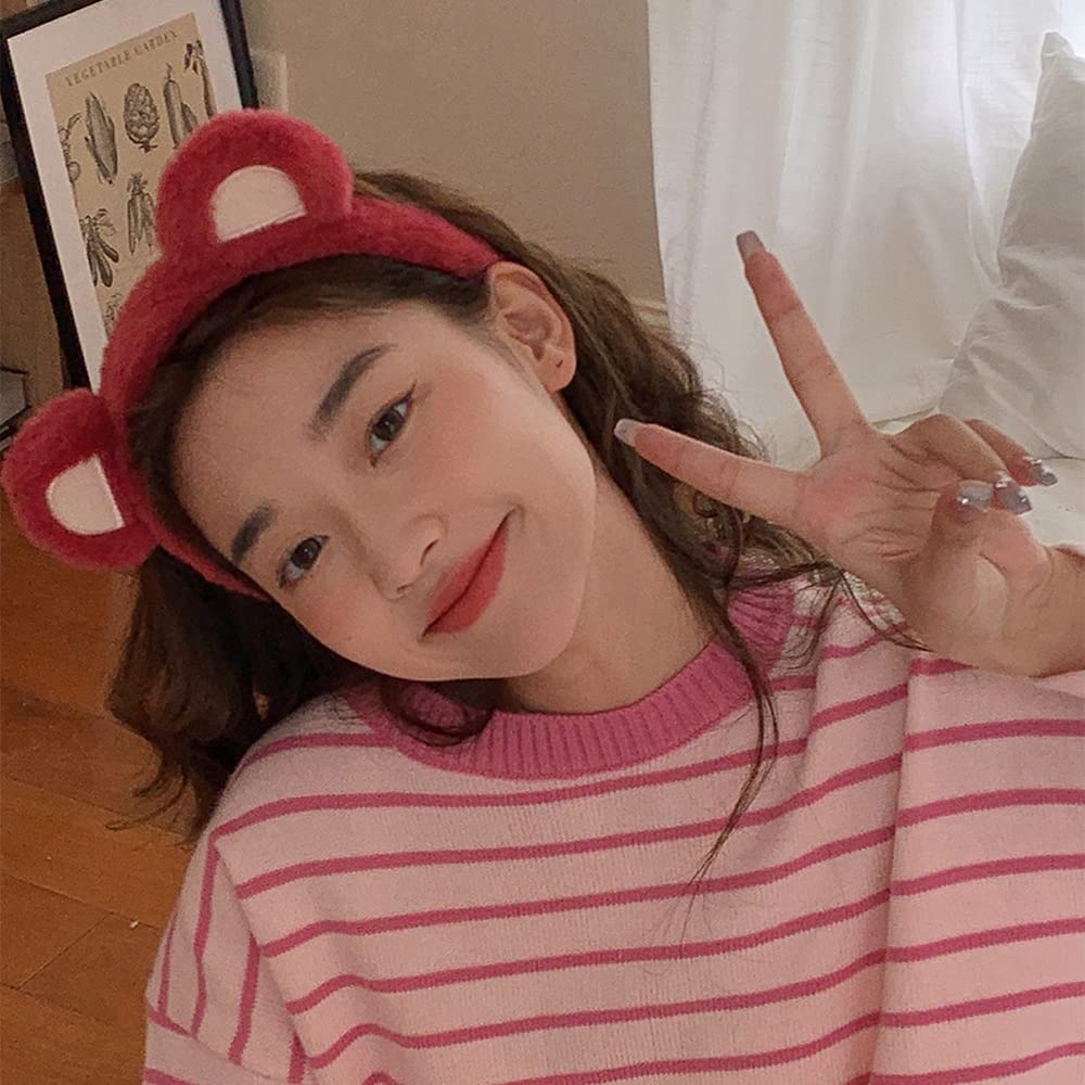 ZHOUMEIWENSP in party cosplay setting adding playful style to outfit