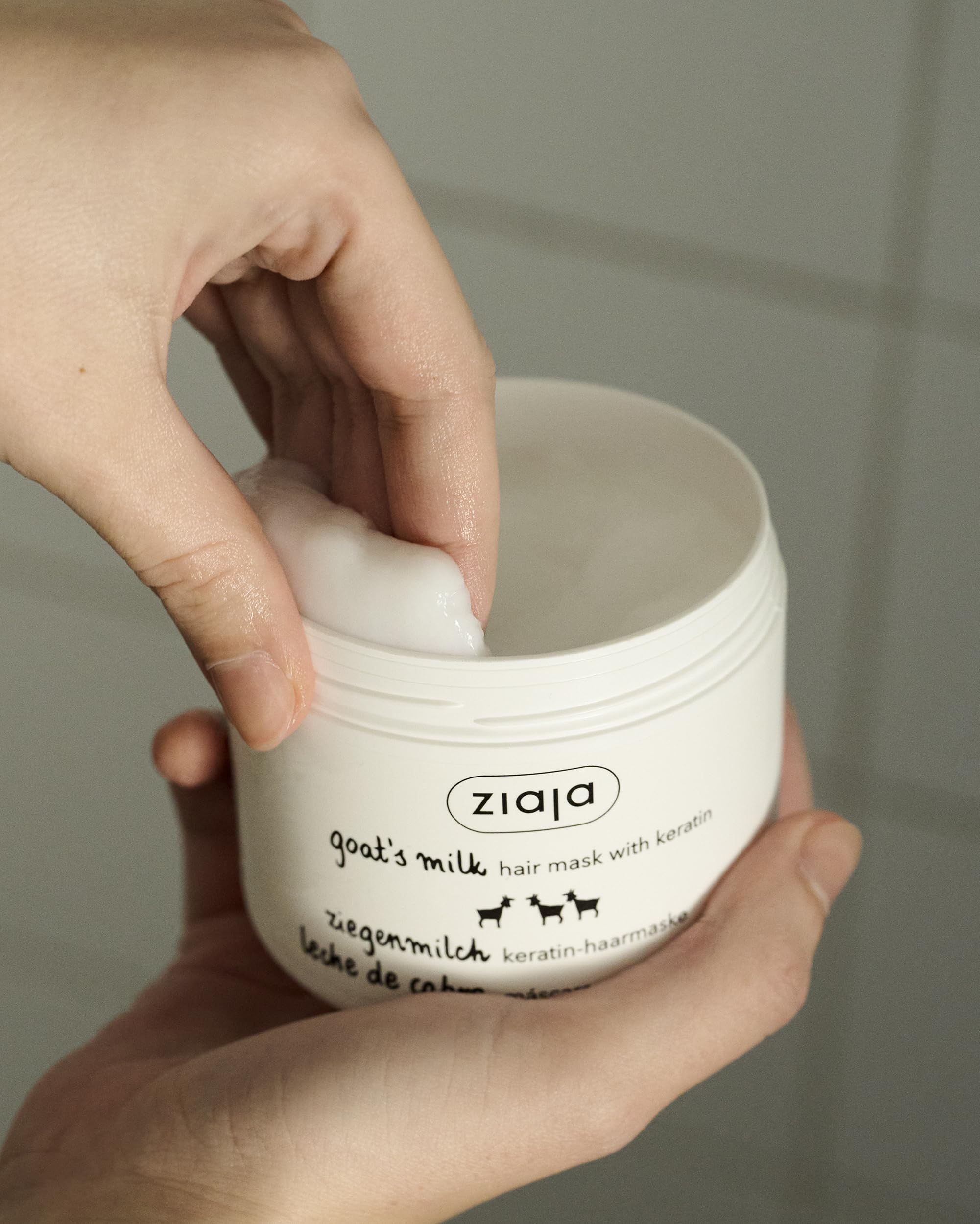 Ziaja open jar cream texture showcasing smooth mask consistency and absorbency