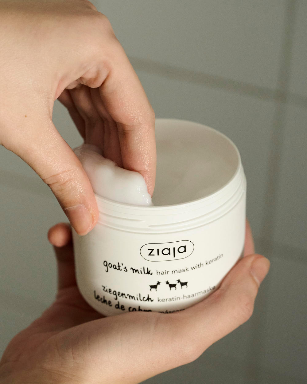Ziaja open jar cream texture showcasing smooth mask consistency and absorbency