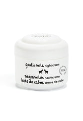 Ziaja jar front label showing product benefits for nightly hydration