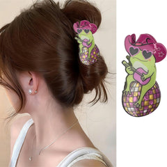 ZJHGDR front view of guitar-frog clip showing cute design and secure hold
