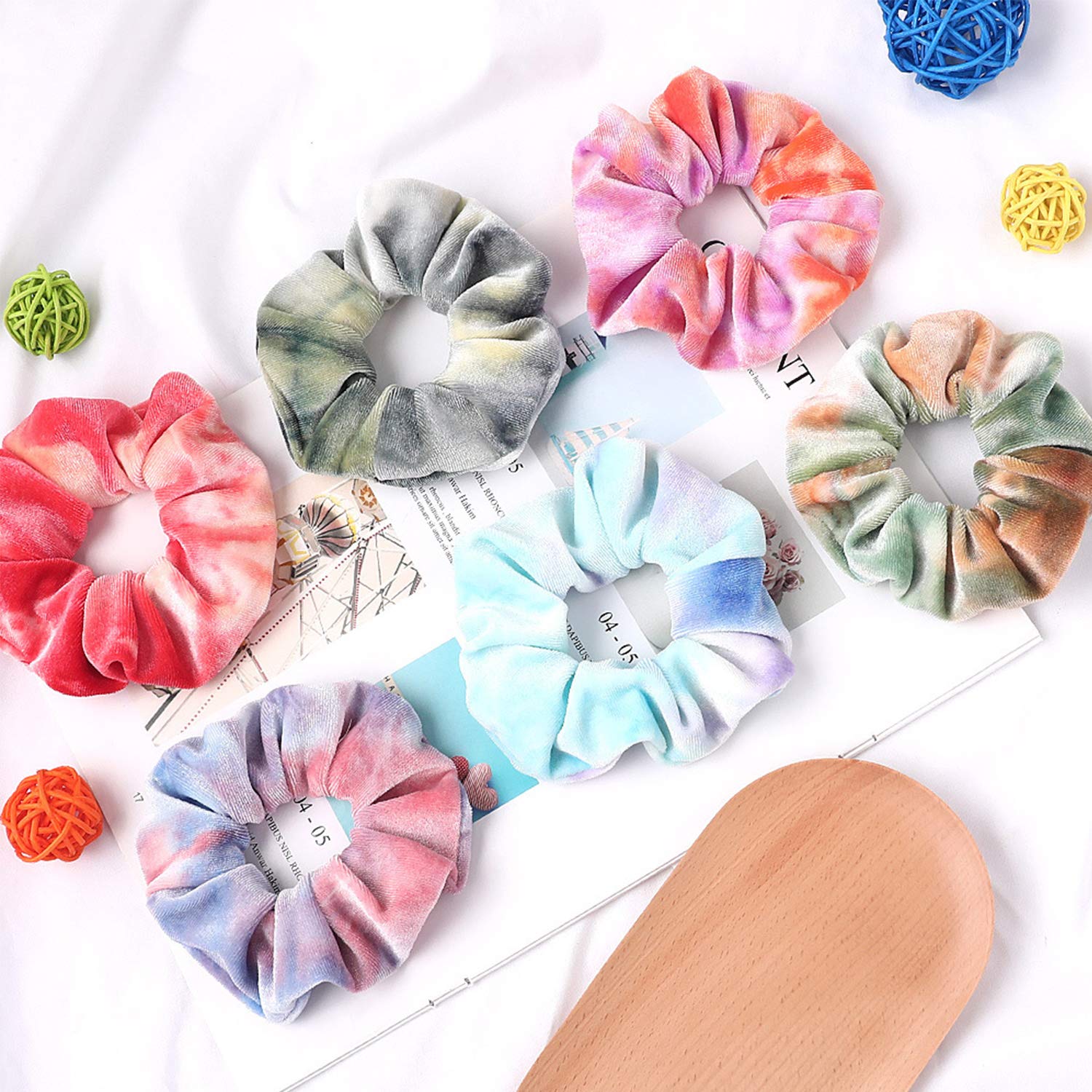 ZOCONE color spread flat lay showing gradient options for outfit matching benefit